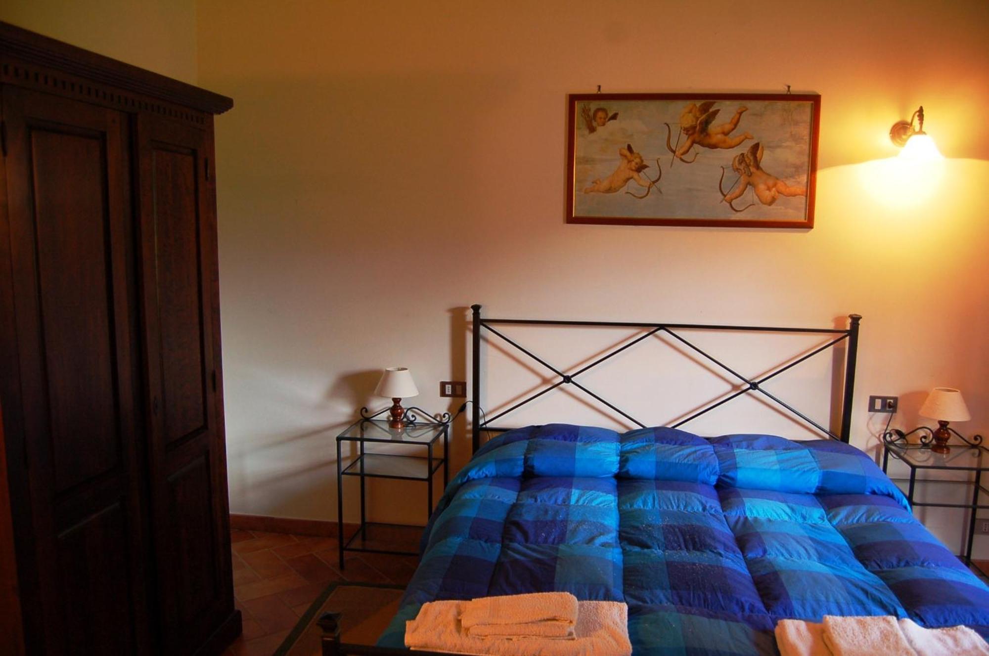 Hostal Borgo Nuovo San Martino Ambra Exterior foto