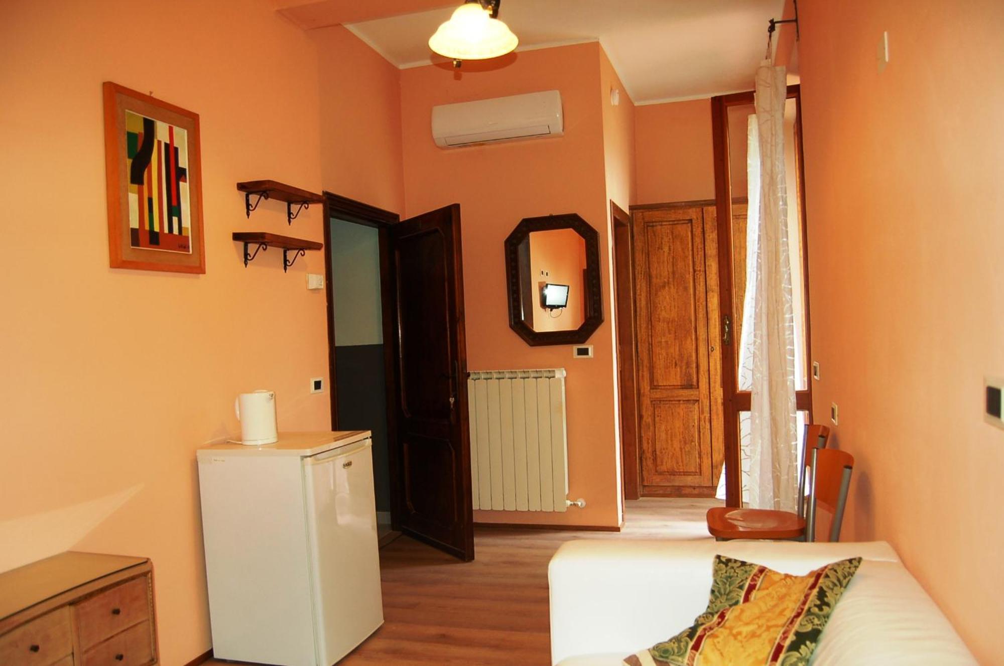 Hostal Borgo Nuovo San Martino Ambra Exterior foto